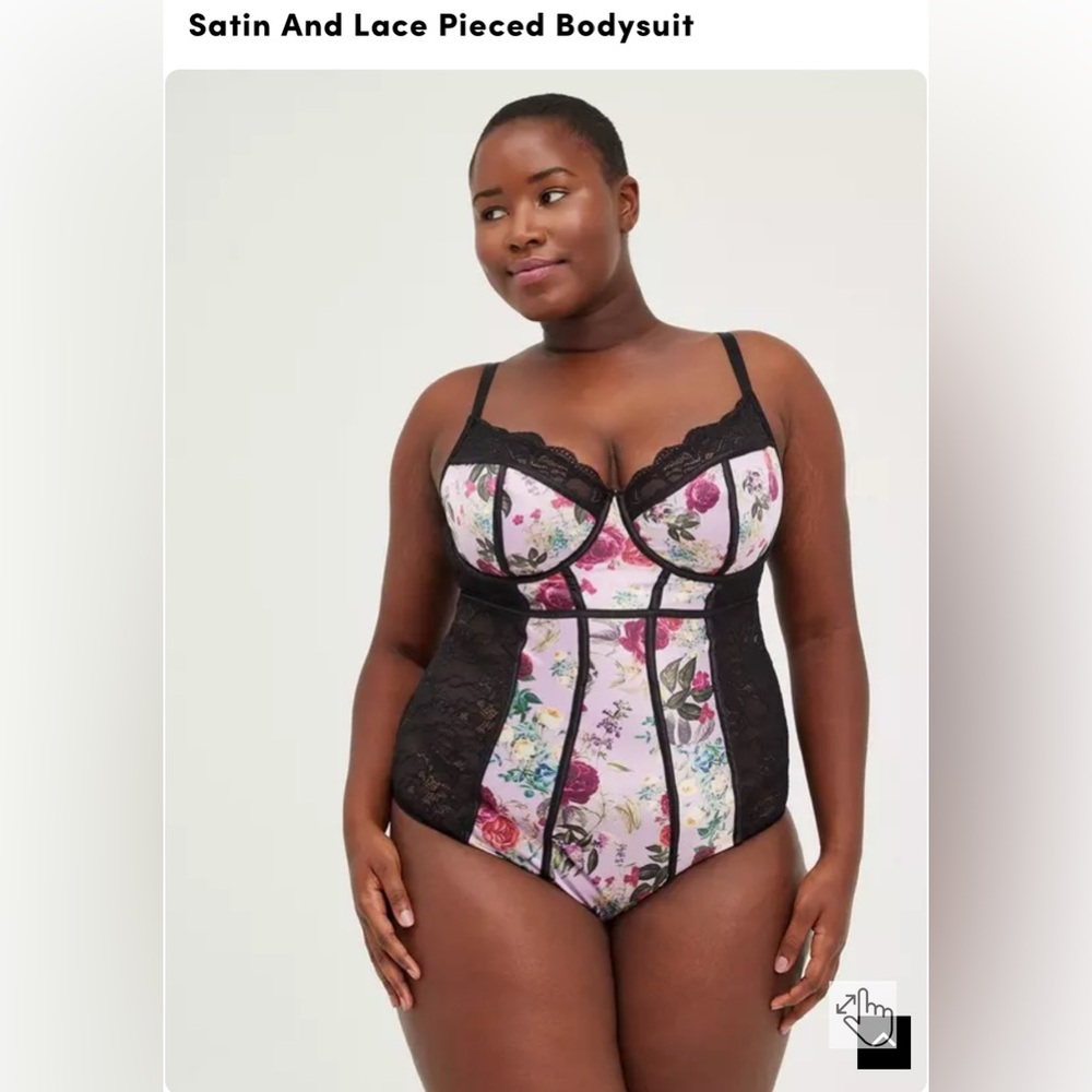 Torrid Size 5 Purple Floral and Black Lace Bodysuit – Like New
